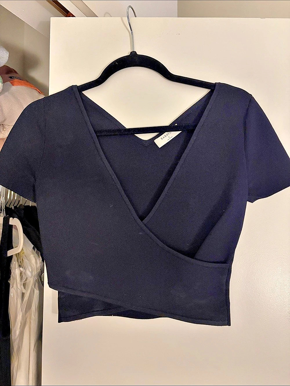 Babaton Sculpt Knit Wrap Top Short Sleeve Black crop Size Small